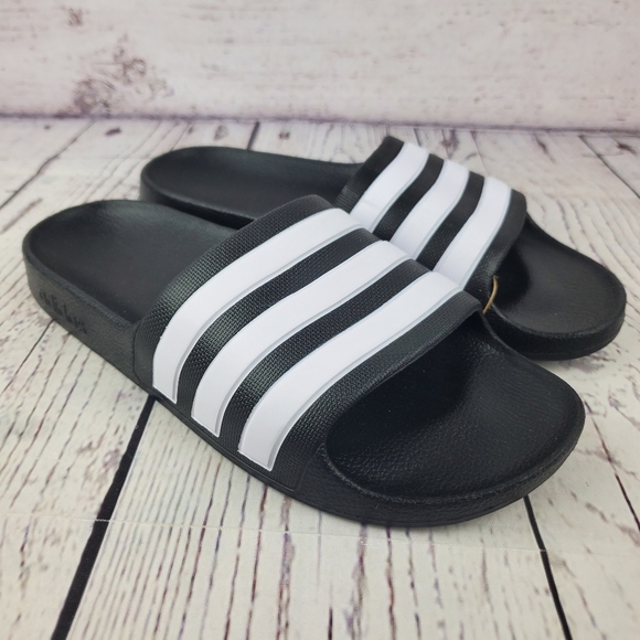 New Adidas Adilette Aqua Black Slides - Picture 2 of 10